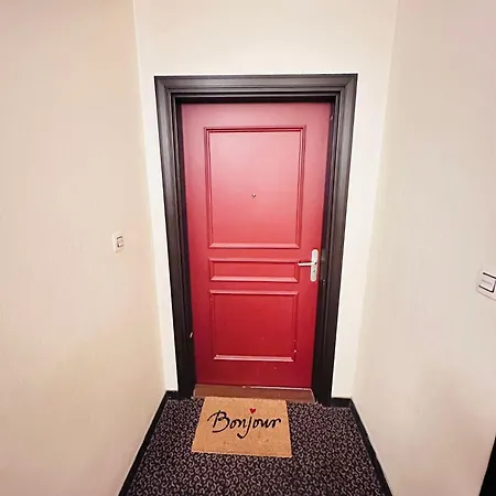 Sri-Indo Bobigny Paris Apartment Exterior photo