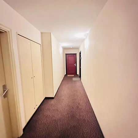 Sri-Indo Bobigny Paris Apartment Exterior photo