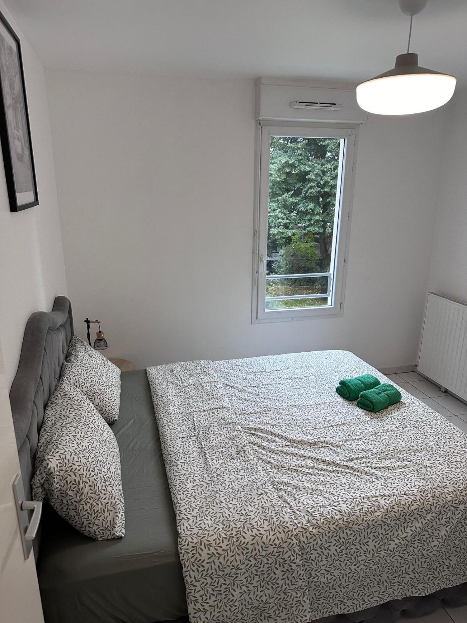 Apartment Sri-indo Paris